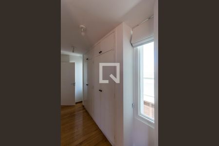 Apartamento à venda com 670m², 6 quartos e 6 vagas Apartamento à venda com 670m², 6 quartos e 6 vagasBanheiro da Suíte 2