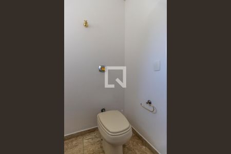 Apartamento à venda com 670m², 6 quartos e 6 vagas Apartamento à venda com 670m², 6 quartos e 6 vagasLavabo