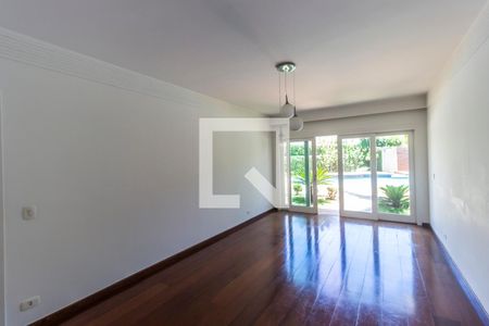 Apartamento à venda com 670m², 6 quartos e 6 vagas Apartamento à venda com 670m², 6 quartos e 6 vagasSala de Jantar