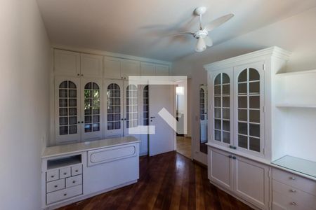 Apartamento à venda com 670m², 6 quartos e 6 vagas Apartamento à venda com 670m², 6 quartos e 6 vagasQuarto 3