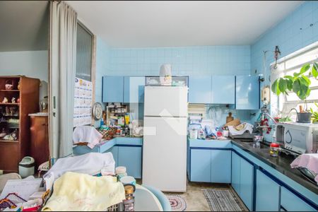 Casa à venda com 190m², 3 quartos e 2 vagas Casa à venda com 190m², 3 quartos e 2 vagasCozinha