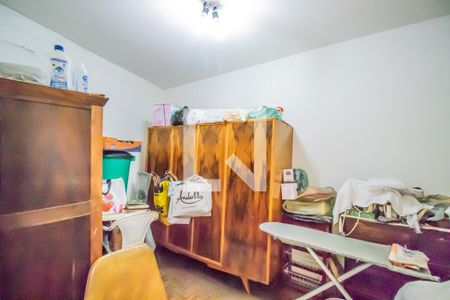 Casa à venda com 190m², 3 quartos e 2 vagas Casa à venda com 190m², 3 quartos e 2 vagasQuarto de Serviço