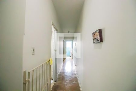 Casa à venda com 190m², 3 quartos e 2 vagas Casa à venda com 190m², 3 quartos e 2 vagasCorredor