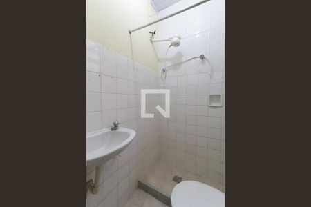 Banheiro de apartamento para alugar com 1 quarto, 24m² em Piedade, Rio de Janeiro