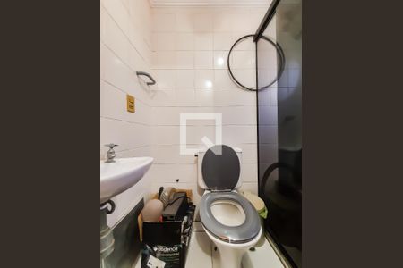 Apartamento para alugar com 179m², 4 quartos e 2 vagas Apartamento para alugar com 179m², 4 quartos e 2 vagasBanheiro de serviço