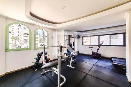 Apartamento para alugar com 179m², 4 quartos e 2 vagas Apartamento para alugar com 179m², 4 quartos e 2 vagasÁrea comum - Academia