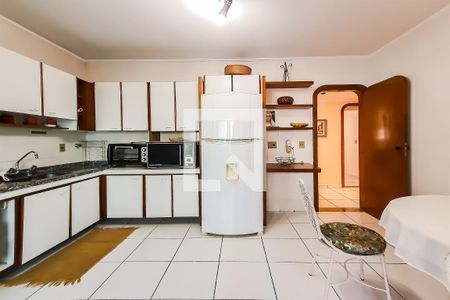 Apartamento para alugar com 179m², 4 quartos e 2 vagas Apartamento para alugar com 179m², 4 quartos e 2 vagasCozinha - Armários