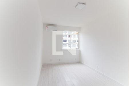 Quarto 1 de apartamento para alugar com 2 quartos, 56m² em Vila Isabel, Rio de Janeiro