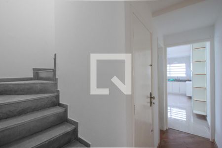 Corredor de casa à venda com 4 quartos, 400m² em Vila Romana, São Paulo