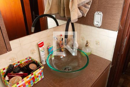 Apartamento à venda com 4502m², 5 quartos e 2 vagas Apartamento à venda com 4502m², 5 quartos e 2 vagasBanheiro da Suíte 1