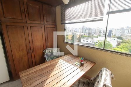Apartamento à venda com 4502m², 5 quartos e 2 vagas Apartamento à venda com 4502m², 5 quartos e 2 vagasAnexo/Churrasqueira/Cobertura