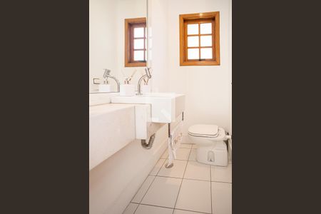 Lavabo de casa à venda com 3 quartos, 340m² em City Bussocaba, Osasco