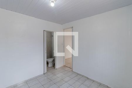 Suíte de casa para alugar com 1 quarto, 48m² em Vila Liviero, São Paulo