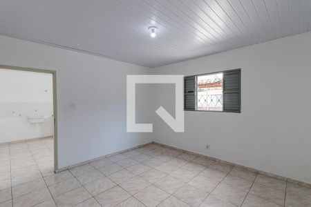 Sala de casa para alugar com 1 quarto, 48m² em Vila Liviero, São Paulo