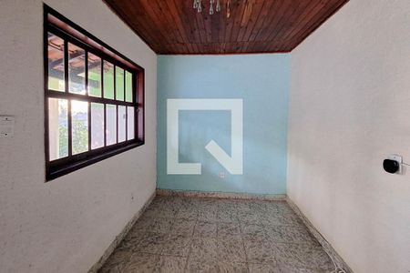 Sala de casa para alugar com 1 quarto, 48m² em Maria Paula, Niterói