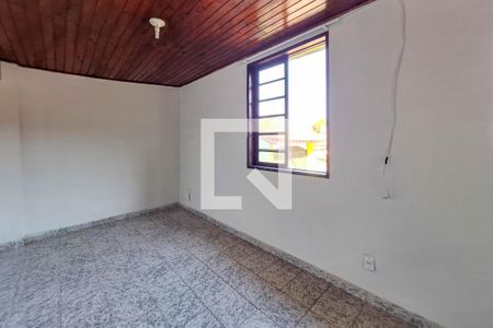 Quarto de casa para alugar com 1 quarto, 48m² em Maria Paula, Niterói