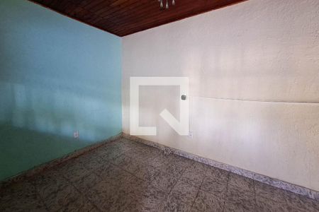 Sala de casa para alugar com 1 quarto, 48m² em Maria Paula, Niterói