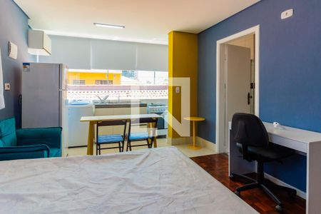 Quarto/Cozinha de kitnet/studio para alugar com 1 quarto, 30m² em Jardim Bonfiglioli, São Paulo