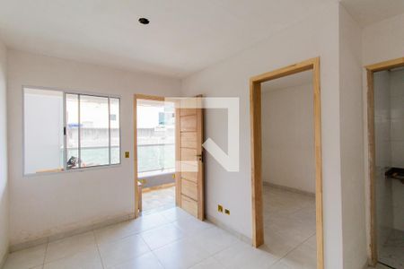 Sala e Cozinha Integrada de apartamento à venda com 2 quartos, 38m² em Vila Nhocuné, São Paulo