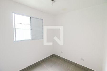 Quarto 2 de casa de condomínio para alugar com 2 quartos, 50m² em Jardim Vazani, São Paulo