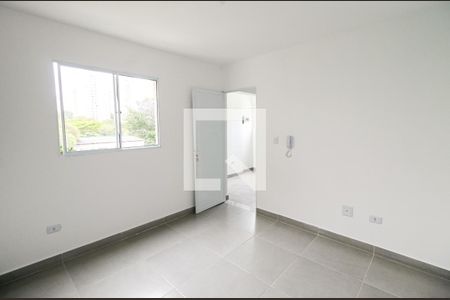 Sala de casa de condomínio para alugar com 2 quartos, 50m² em Jardim Vazani, São Paulo