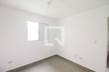 Quarto 1 de casa de condomínio para alugar com 2 quartos, 50m² em Jardim Vazani, São Paulo