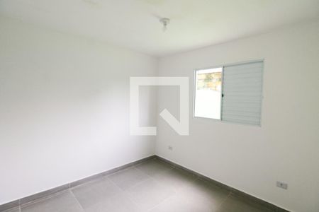 Quarto 2 de casa de condomínio para alugar com 2 quartos, 50m² em Jardim Vazani, São Paulo