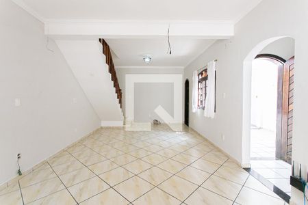 Sala de casa para alugar com 3 quartos, 220m² em Vila Aricanduva, São Paulo