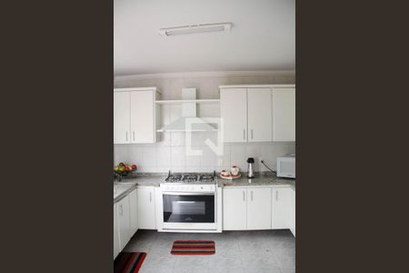 Casa de condomínio à venda com 260m², 3 quartos e 3 vagas Casa de condomínio à venda com 260m², 3 quartos e 3 vagasCozinha