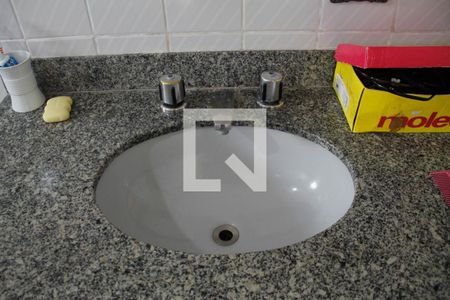 Casa de condomínio à venda com 260m², 3 quartos e 3 vagas Casa de condomínio à venda com 260m², 3 quartos e 3 vagasBanheiro Social