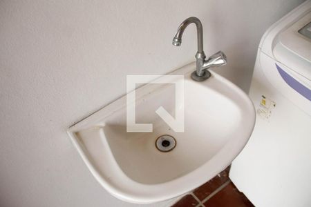 Casa de condomínio à venda com 260m², 3 quartos e 3 vagas Casa de condomínio à venda com 260m², 3 quartos e 3 vagasBanheiro de serviço