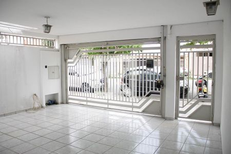 Casa de condomínio à venda com 260m², 3 quartos e 3 vagas Casa de condomínio à venda com 260m², 3 quartos e 3 vagasGaragem