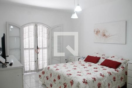 Casa de condomínio à venda com 260m², 3 quartos e 3 vagas Casa de condomínio à venda com 260m², 3 quartos e 3 vagasSuíte