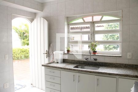 Casa de condomínio à venda com 260m², 3 quartos e 3 vagas Casa de condomínio à venda com 260m², 3 quartos e 3 vagasCozinha