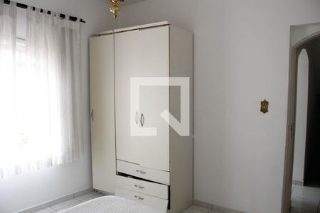 Casa de condomínio à venda com 260m², 3 quartos e 3 vagas Casa de condomínio à venda com 260m², 3 quartos e 3 vagasQuarto 2