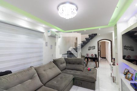 Sala 1 de casa à venda com 3 quartos, 250m² em Jardim Nordeste, São Paulo
