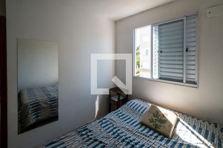 Quarto 2 de apartamento à venda com 2 quartos, 43m² em Vila Nova, Porto Alegre