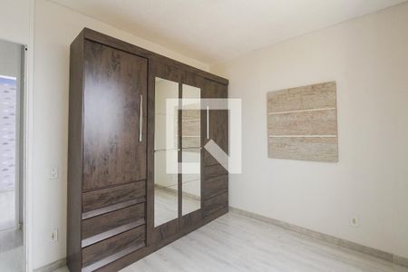 Quarto 2 de apartamento à venda com 3 quartos, 51m² em Mário Quintana, Porto Alegre