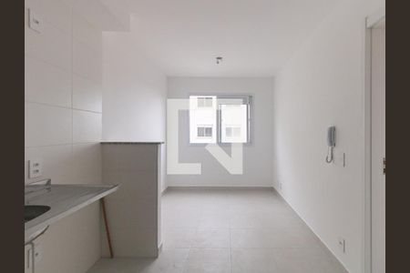 Sala/Cozinha de apartamento à venda com 1 quarto, 27m² em Jardim Cidália, São Paulo