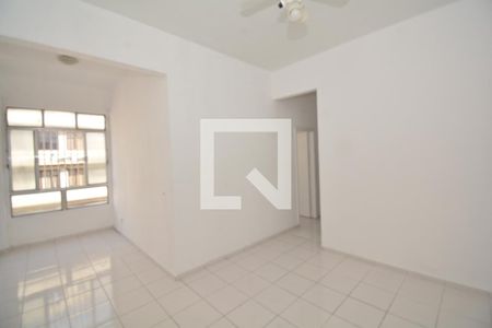 Apartamento para alugar com 70m², 2 quartos e 1 vagaSala