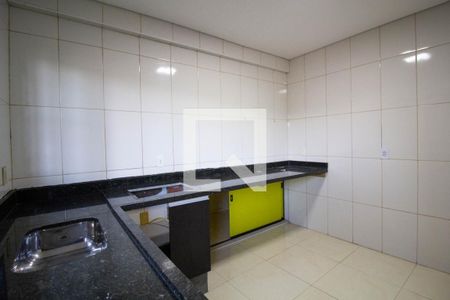 Cozinha de casa para alugar com 1 quarto, 42m² em Jardim Nossa Senhora do Carmo, São Paulo