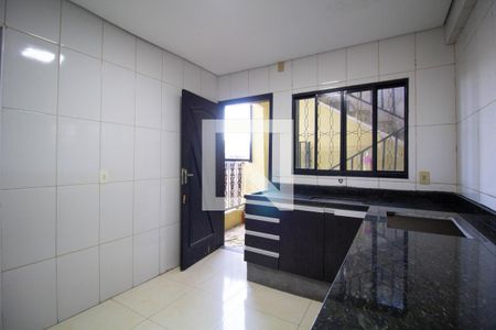 Cozinha de casa para alugar com 1 quarto, 42m² em Jardim Nossa Senhora do Carmo, São Paulo