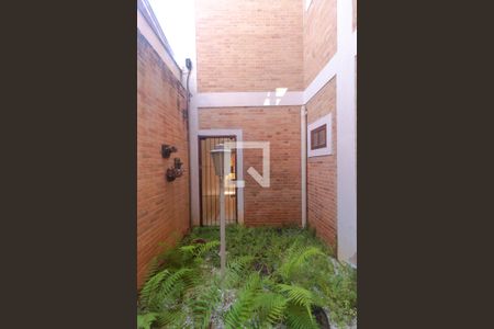 Casa à venda com 200m², 3 quartos e 4 vagas Casa à venda com 200m², 3 quartos e 4 vagasJardim de Inverno