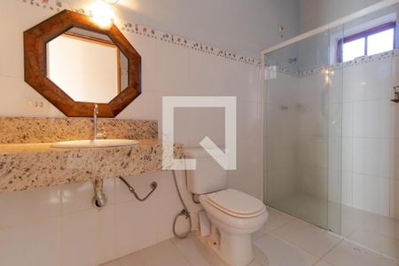 Casa à venda com 200m², 3 quartos e 4 vagas Casa à venda com 200m², 3 quartos e 4 vagasBanheiro 02