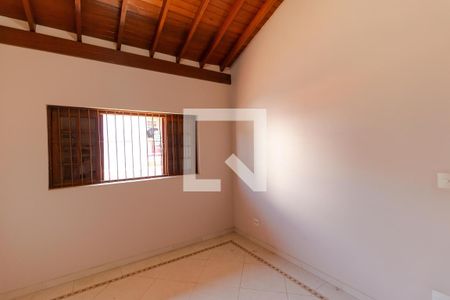 Casa à venda com 200m², 3 quartos e 4 vagas Casa à venda com 200m², 3 quartos e 4 vagasQuarto 02