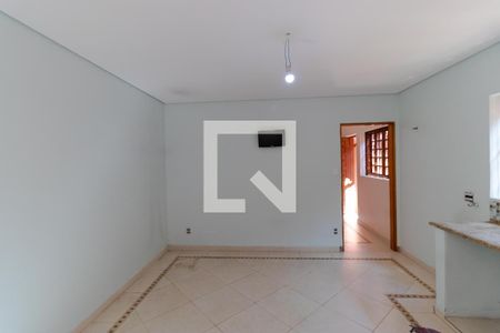 Casa à venda com 200m², 3 quartos e 4 vagas Casa à venda com 200m², 3 quartos e 4 vagasCozinha