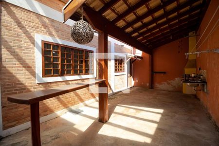 Casa à venda com 200m², 3 quartos e 4 vagas Casa à venda com 200m², 3 quartos e 4 vagasChurrasqueira