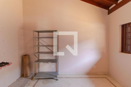 Casa à venda com 200m², 3 quartos e 4 vagas Casa à venda com 200m², 3 quartos e 4 vagasQuarto 02