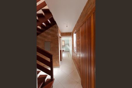 Casa à venda com 200m², 3 quartos e 4 vagas Casa à venda com 200m², 3 quartos e 4 vagasCorredor