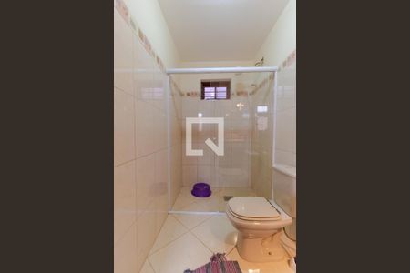 Casa à venda com 200m², 3 quartos e 4 vagas Casa à venda com 200m², 3 quartos e 4 vagasBanheiro 01